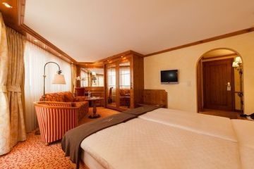 Relais & Chateaux Schonegg4