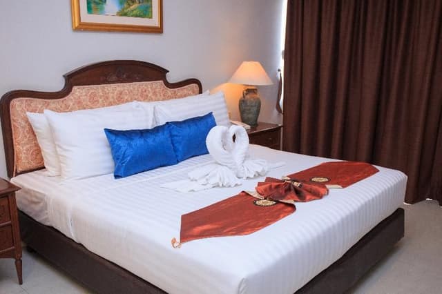 SUITE TWO BEDROOMS