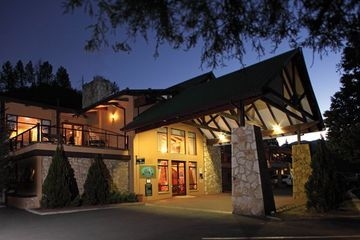 Drakensberg Gardens0