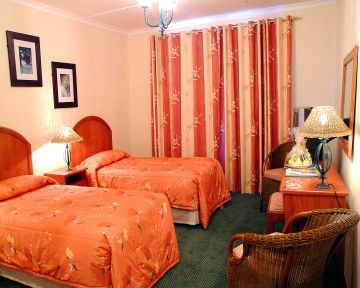 Drakensberg Gardens2