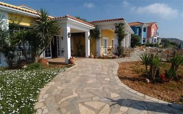Porto Skala Hotel Village0