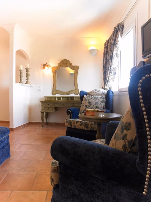 SUITE WITH JACUZZI