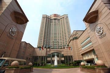Crowne Plaza City Centre Crowne Plaza City Centre