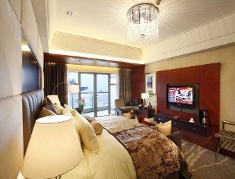 Wyndham Grand Plaza Royale Han1