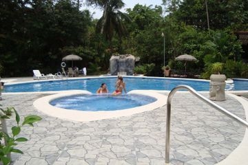 EVERGREEN LODGE2