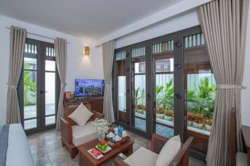 Deluxe Double or Twin Room with Garden View