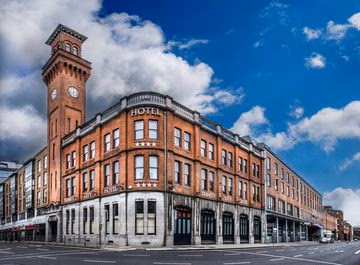 Trinity City Hotel0