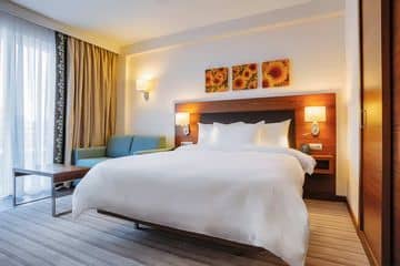 HILTON GARDEN INN KRASNODAR HILTON GARDEN INN KRASNODAR