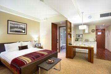 Staybridge Suites2