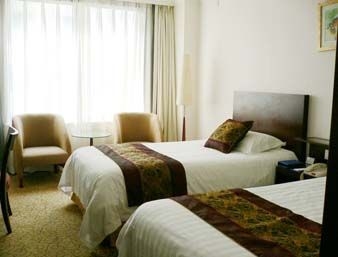 Howard Johnson Paragon2
