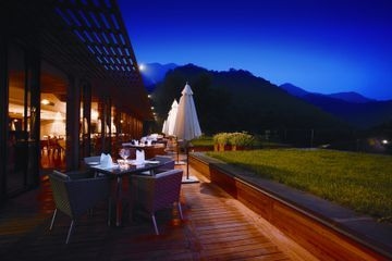 Commune by the Great Wall2