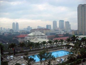 Pearl Manila Hotel1