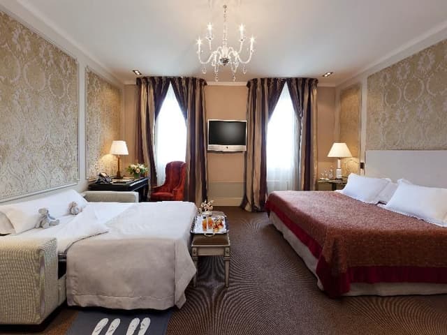 JUNIOR SUITE STANDARD