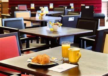 HOLIDAY INN EXPRESS OLDBURY HOLIDAY INN EXPRESS OLDBURY