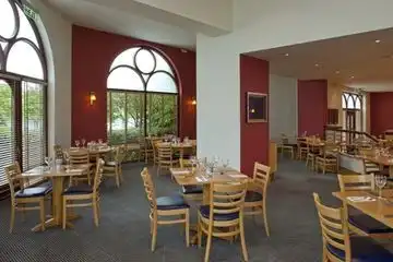 HOLIDAY INN GLOUCESTER - CHELT HOLIDAY INN GLOUCESTER - CHELT