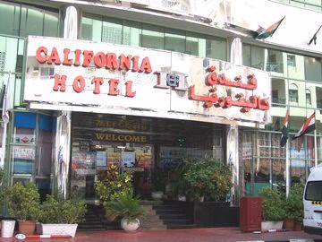 CALIFORNIA HOTEL0