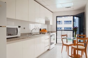 Golden Sands 103