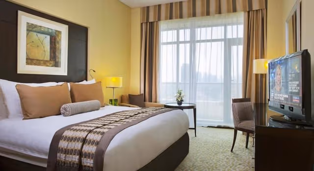 SUITE ONE BEDROOM