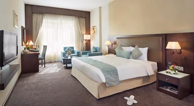 SUITE ONE BEDROOM
