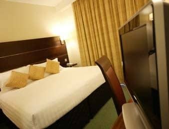 MERCURE LEEDS PARKWAY HOTEL MERCURE LEEDS PARKWAY HOTEL
