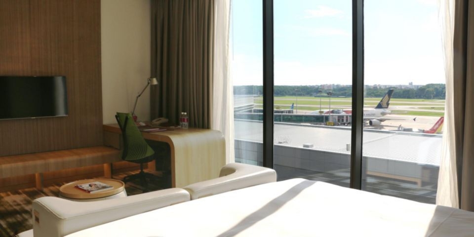 Crowne Plaza Changi Airport1