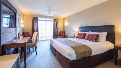 Deluxe King Room