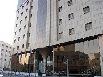 CORP EXECUTIVE DOHA SUITES4