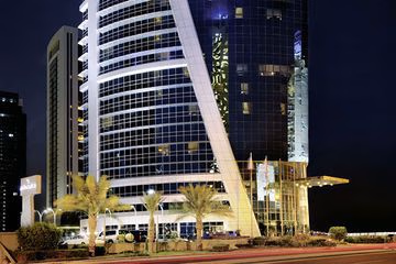 Movenpick Hotel West Bay Doha4