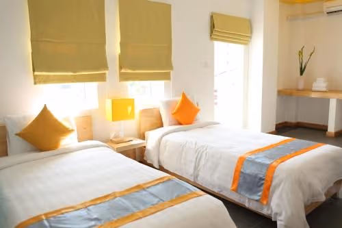 Superior Twin Room with City View
