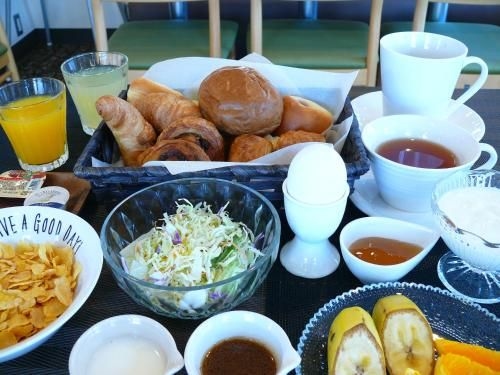 แฟมิลี่ รีสอร์ท ฟิฟตี้ส ฟอร์ ไมฮามะ (Family Resort Fifty's for Maih)1