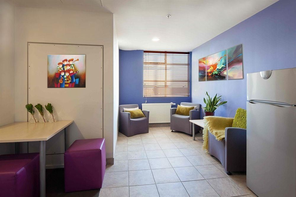 LIVINGSPACE4