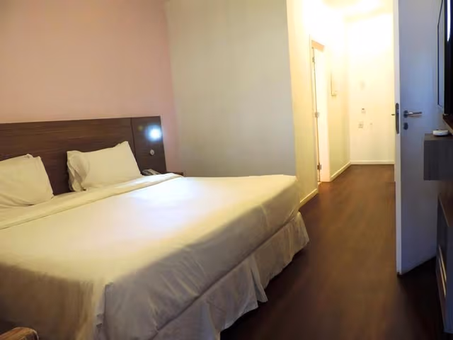 SUITE EXECUTIVE