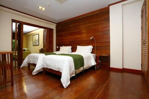 Superior One-Bedroom Apartment