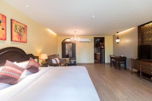 Deluxe Double Room with Bath