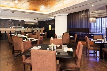 มังคุลูฮูร์ อาร์โทเทล สวีทส์ (Mangkuluhur Artotel Suites)4