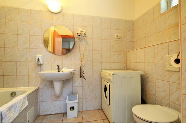APARTMENT CAPACITY 5