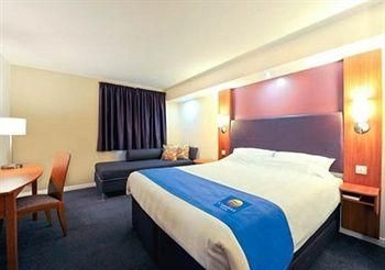 COMFORT INN MANCHESTER NORTH4