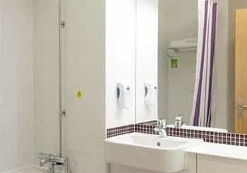 COMFORT INN MANCHESTER NORTH COMFORT INN MANCHESTER NORTH