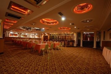Crystal Hotel2