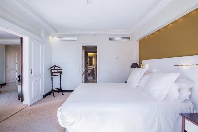 SUITE EXECUTIVE