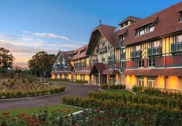 RENAISSANCE PARIS HIPPODROME DE ST. CLOUD HOTEL RENAISSANCE PARIS HIPPODROME DE ST. CLOUD HOTEL