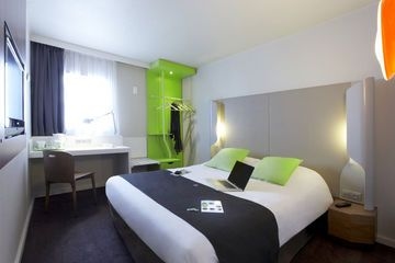 โรงแรมกองปานีลปารีสแอส ปองแตง (Campanile Paris Est Pantin Hotel)1