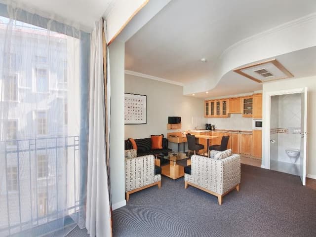 APARTMENT DELUXE