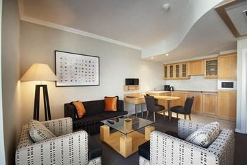 Golden Prague Residence1