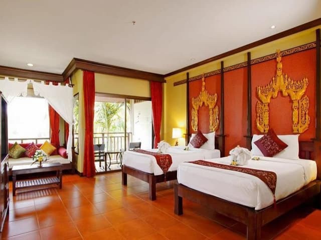 Double or Twin DELUXE POOL VIEW
