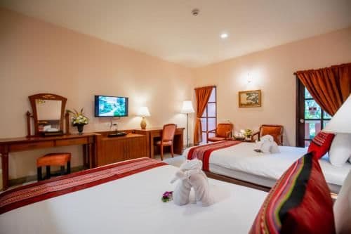 Deluxe Double or Twin Room with Pool View