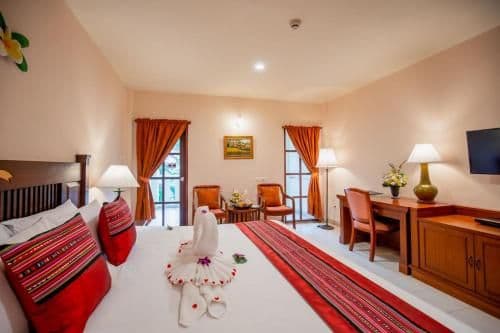Deluxe Double or Twin Room with Pool View