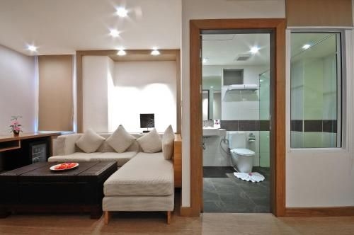 แอชลี พลาซ่า ป่าตอง โฮเทล แอนด์ สปา (ASHLEE Plaza Patong Hotel & Spa)2