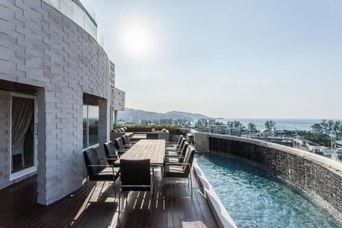 4-Bedroom Penthouse Sea view Suite