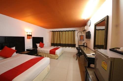 Standard Twin Room